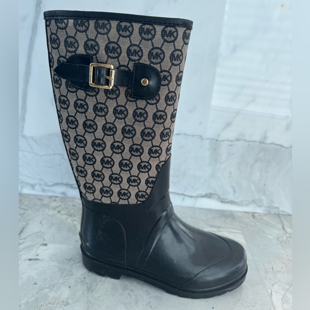 Retro Michael Kors Montaigne rain boots 2012